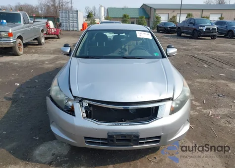 2010 Honda Accord 2.4 Lx-P z USA, uszkodzony, nr VIN 1HGCP2F4XAA087899